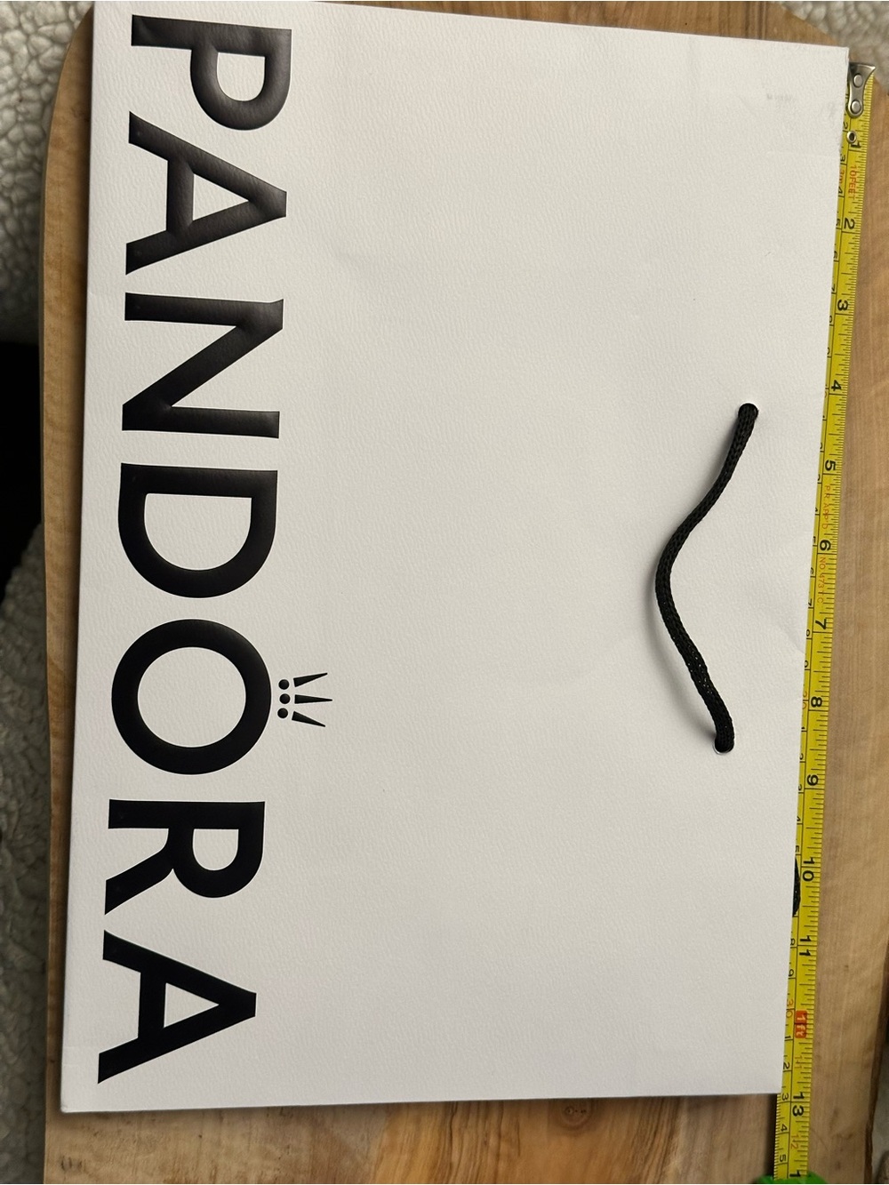 Pandora White Shopping Bags and Gift Cards
